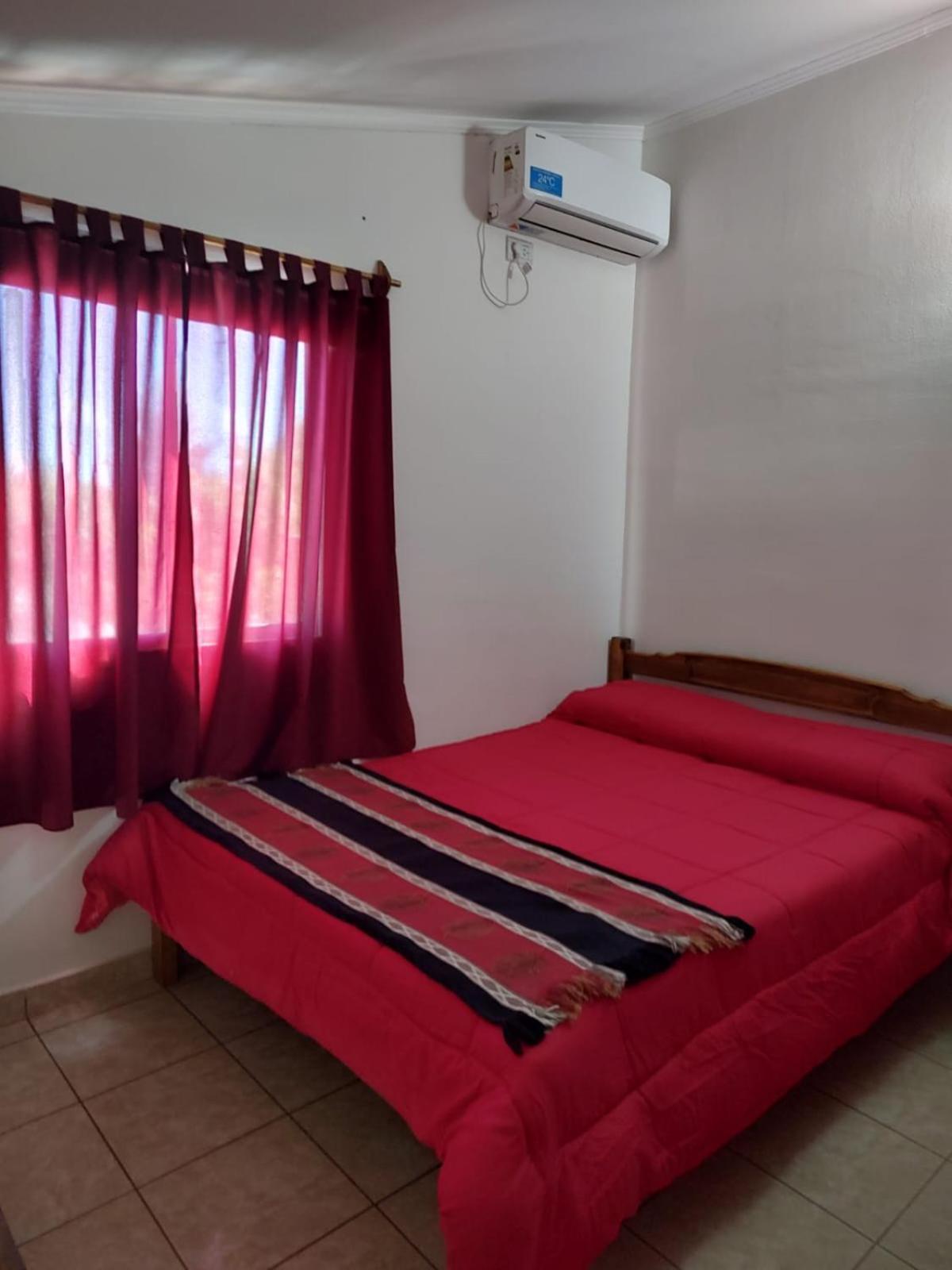 Departamentos Anahi Apartment Río Colorado Exterior foto